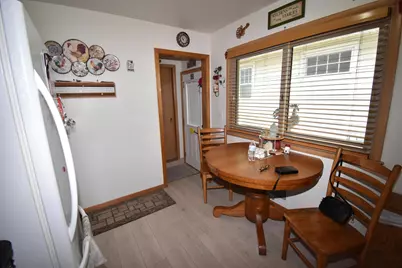 609  Blaine Ave, Racine, WI 53405 - Photo 5
