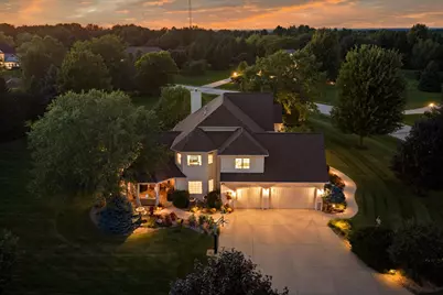 264  Steeple Point Cir, Delafield, WI 53018 - Photo 105