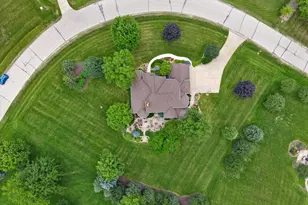 264 Steeple Point Circle, Delafield, WI 53018 - Photo 91