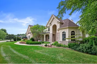 264  Steeple Point Cir, Delafield, WI 53018 - Photo 109