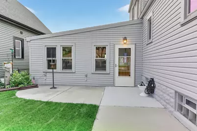 4237 S 4th St, Milwaukee, WI 53207 - Photo 5