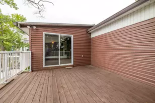 N52W34241 Gietzen Dr, Oconomowoc, WI 53069 - Photo 35