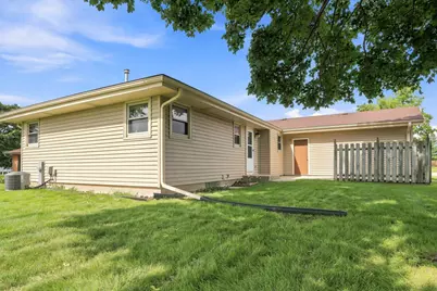 2113  Neptune Cir, Racine, WI 53404 - Photo 21
