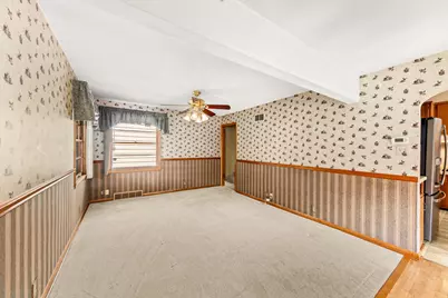 1972 S 90th St, West Allis, WI 53227 - Photo 5