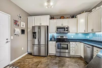 1784  New Port Vista Dr, Port Washington, WI 53024 - Photo 7