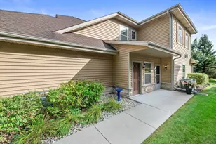 941 Autumn Ridge Ln, Hartford, WI 53027 - Photo 29