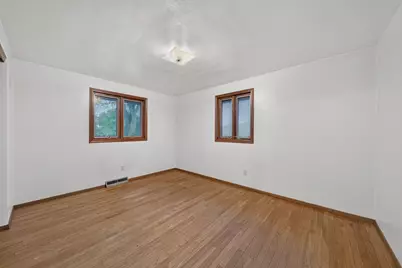 7011  Superior Ave, Sheboygan, WI 53044 - Photo 9