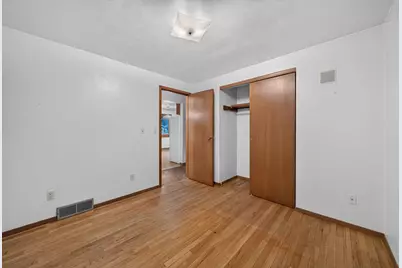 7011  Superior Ave, Sheboygan, WI 53044 - Photo 15