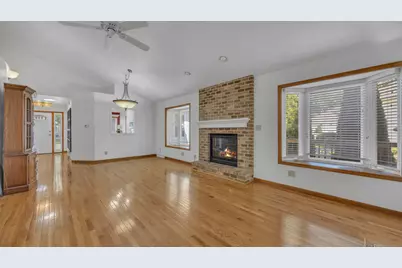1645  Settlement Trl, Sheboygan, WI 53081 - Photo 7