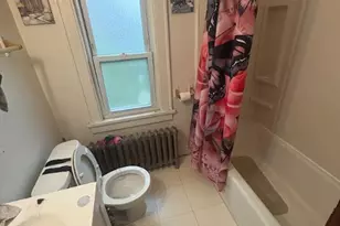 6221 W Thurston Ct, Milwaukee, WI 53218 - Photo 21