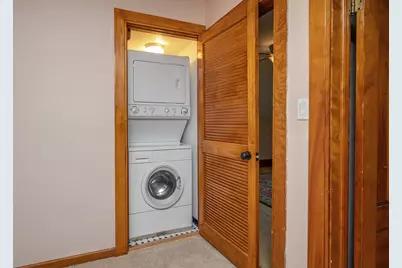 8000  Warren Ave, Wauwatosa, WI 53213 - Photo 43