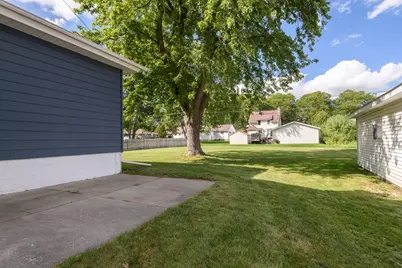 12744 W Fairmount Ave, Butler, WI 53007 - Photo 3