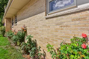 1138 S 120th St, West Allis, WI 53214 - Photo 35