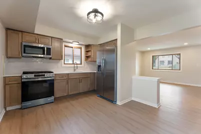164 W Uncas Ave, Milwaukee, WI 53207 - Photo 11