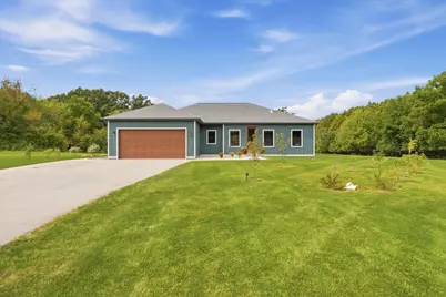 W290S6625  Holiday Rd, Mukwonago, WI 53189 - Photo 45