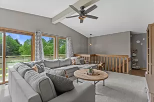 W290S2811 Carmarthen Dr, Genesee, WI 53188 - Photo 13