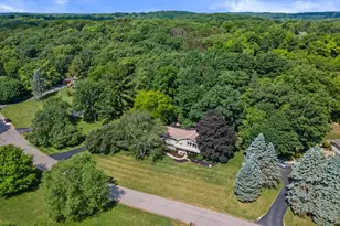W290S2811 Carmarthen Dr, Genesee, WI 53188 - Photo 37