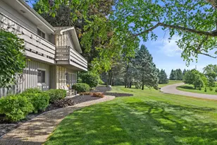 W290S2811 Carmarthen Dr, Genesee, WI 53188 - Photo 45