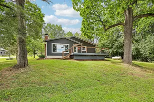 101 Potowatomi Dr, Albion, WI 53534 - Photo 3