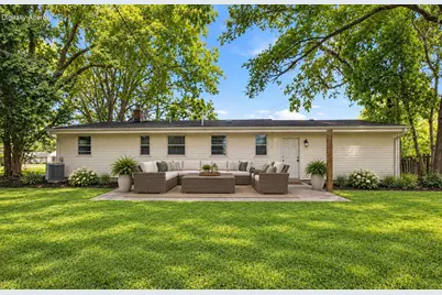 921 W Theresa Ln, Glendale, WI 53209 - Photo 21