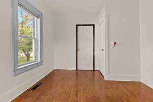 715 W Commercial St, Appleton, WI 54914 - Photo 3