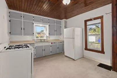 715 W Commercial St, Appleton, WI 54914 - Photo 19