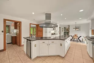 7550 N Pheasant Ln, River Hills, WI 53217 - Photo 15