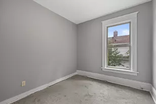 509 Parkview Dr, Racine, WI 53404 - Photo 11