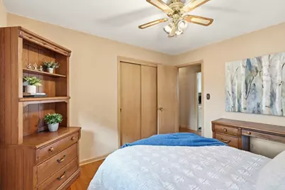 10114 W Fiebrantz Ave, Milwaukee, WI 53222 - Photo 23