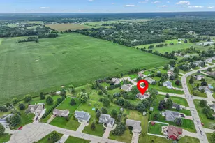 302 Hawthorne Dr, Eagle, WI 53119 - Photo 31