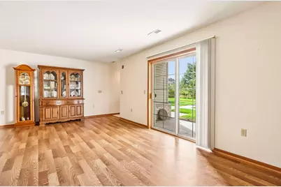 6155 S Creekside Dr #4, Cudahy, WI 53110 - Photo 7