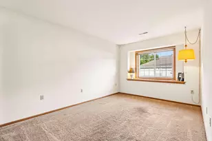 6155 S Creekside Dr, Cudahy, WI 53110 - Photo 23