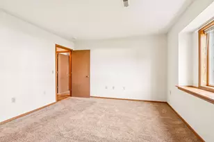 6155 S Creekside Dr, Cudahy, WI 53110 - Photo 19