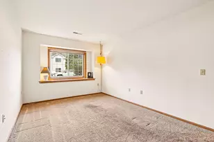 6155 S Creekside Dr, Cudahy, WI 53110 - Photo 25