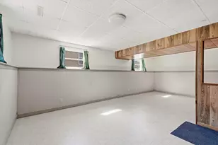 1204 N 12th Ave, West Bend, WI 53090 - Photo 15