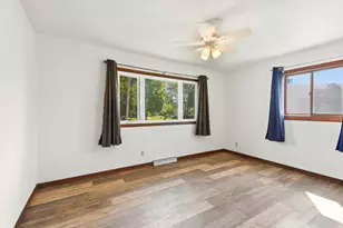 1204 N 12th Ave, West Bend, WI 53090 - Photo 9