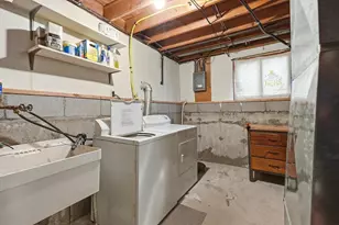 1204 N 12th Ave, West Bend, WI 53090 - Photo 21
