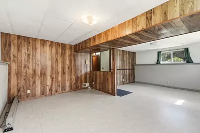 1204 N 12th Ave, West Bend, WI 53090 - Photo 17