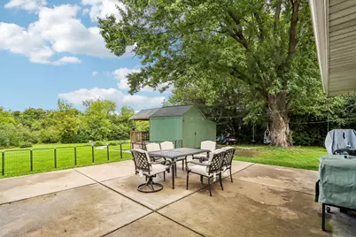 13716 W Lilac Ln, New Berlin, WI 53151 - Photo 35