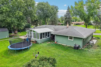 13716 W Lilac Ln, New Berlin, WI 53151 - Photo 31