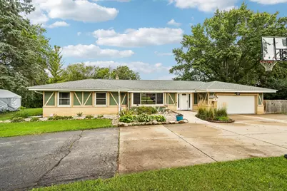 13716 W Lilac Ln, New Berlin, WI 53151 - Photo 29
