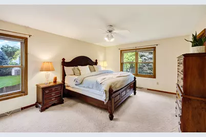 W148N7167  Terriwood Ct, Menomonee Falls, WI 53051 - Photo 25