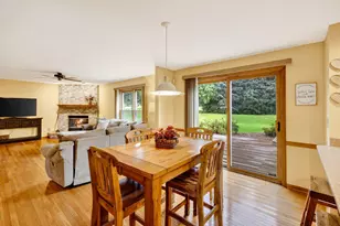 W148N7167 Terriwood Ct, Menomonee Falls, WI 53051 - Photo 7