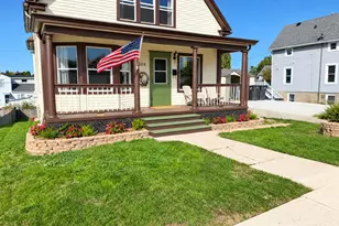 204 Park St, Sheboygan Falls, WI 53085 - Photo 1