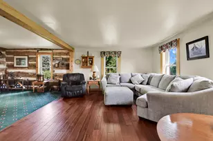 6386 Alpine Dr, Addison, WI 53095 - Photo 11