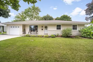 5234 Roberts Dr, Greendale, WI 53129 - Photo 1