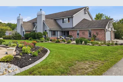 13562 W Fountain Ct, New Berlin, WI 53151 - Photo 31