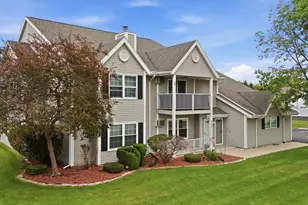234 Minz Park Cir, West Bend, WI 53095 - Photo 19