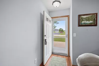 234  Minz Park Cir #1, West Bend, WI 53095 - Photo 9