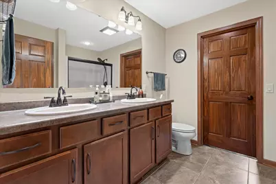 N173W19972  Creekside Dr, Jackson, WI 53037 - Photo 15